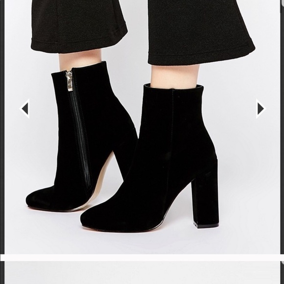 ***SOLD*** Black faux suede ankle booties - Picture 10 of 10